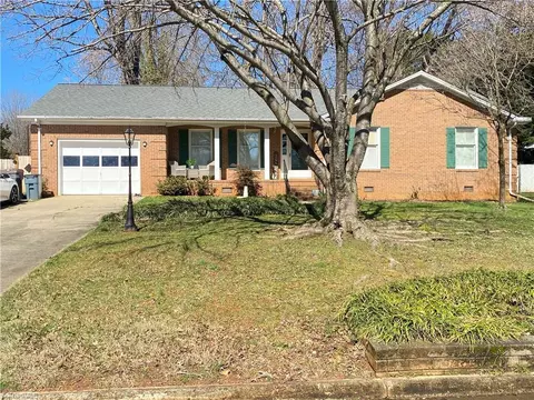 1715 Pennrose Dr, Reidsville, NC 27320