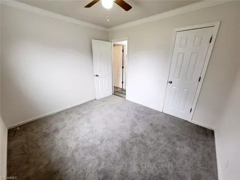 Entry Way - 5005 Windemere Cir, Trinity, NC 27370 photo 2 of 3