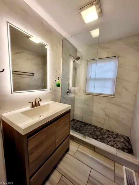 Bath - 11825 Trinity Rd, Trinity, NC 27370 photo 1 of 1
