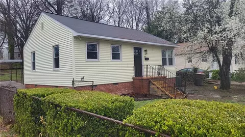 1010 Neal St, Greensboro, NC 27403