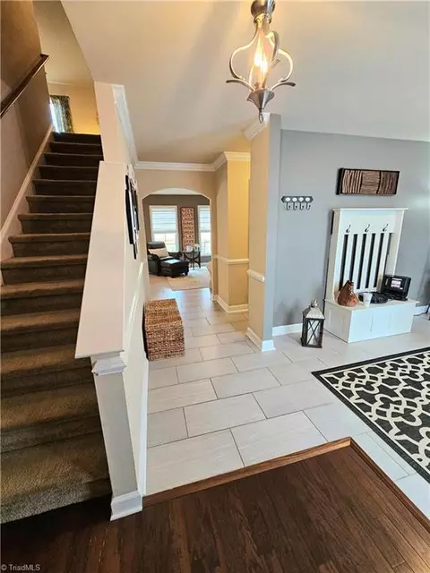 Entry Way - 1663 Crestlawn Trl, Pfafftown, NC 27040 photo 4 of 4