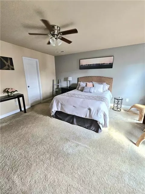 Bedroom - 1663 Crestlawn Trl, Pfafftown, NC 27040 photo 1 of 4