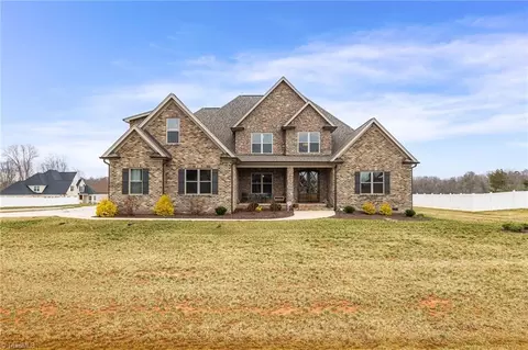 5519 Palermo Trl, Oak Ridge, NC 27310