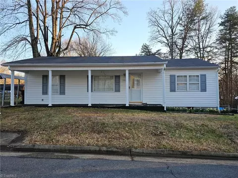 1816 Cody Ave, Greensboro, NC 27405