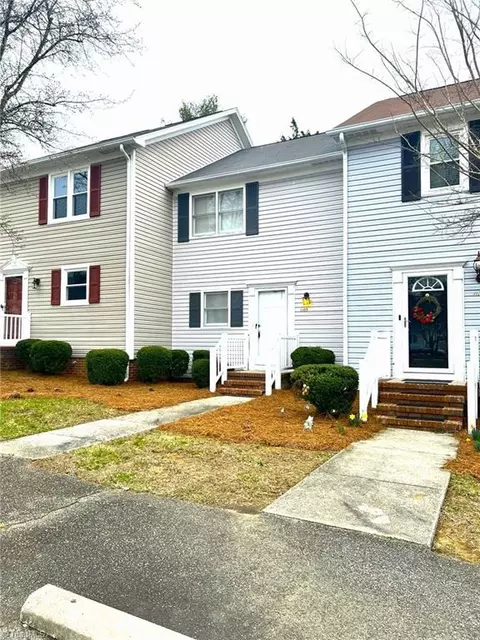 1107 Glendale Dr, Greensboro, NC 27406