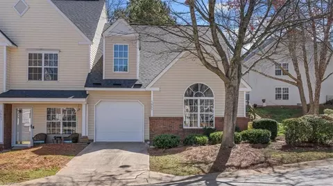 5065 Bartholomews Ln, Greensboro, NC 27407