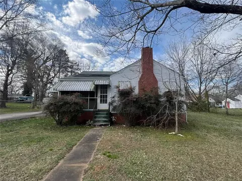 406 Beckner St, Lexington, NC 27292