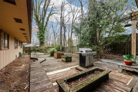 Exterior - 509 Ashe St, High Point, NC 27262 photo 10 of 17
