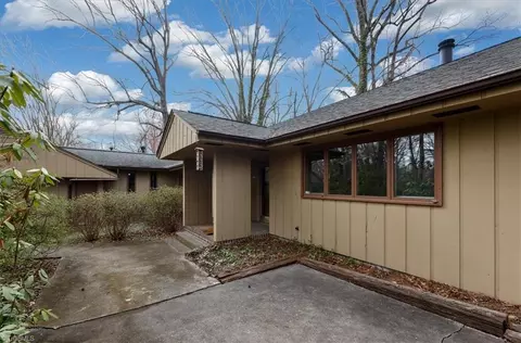 Exterior - 509 Ashe St, High Point, NC 27262 photo 5 of 17