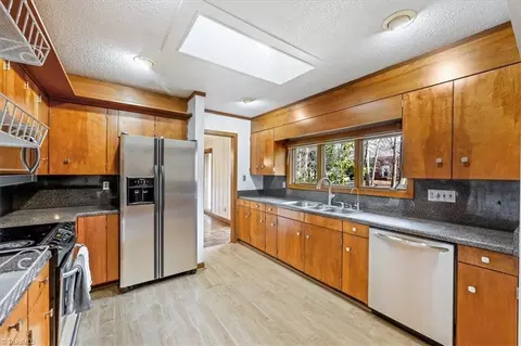 Kitchen - 509 Ashe St, High Point, NC 27262 photo 1 of 2