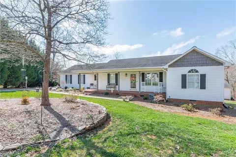 261 Jala Ln, Lexington, NC 27292