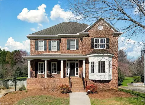 4030 Greenbrier Farm Rd, Winston Salem, NC 27106