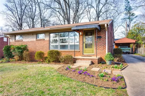 312 Lynbrook Dr, Greensboro, NC 27405