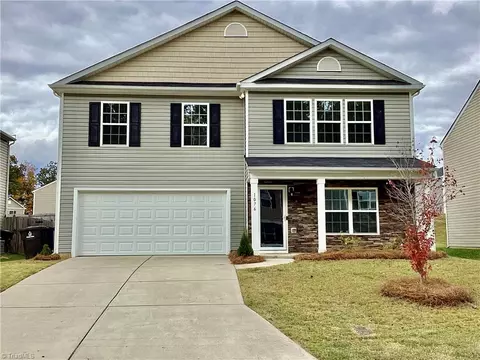 1076 Hidden Meadow Rd, Winston Salem, NC 27127