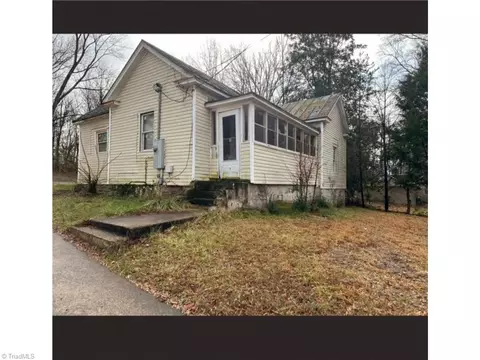 420 Patterson St, Eden, NC 27288