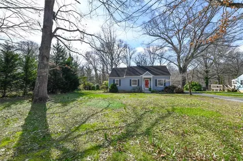 1416 Rankin Rd, Greensboro, NC 27405