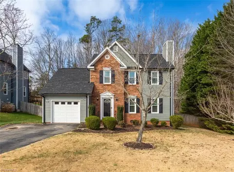 1136 Stamford Club Dr, Rural Hall, NC 27045