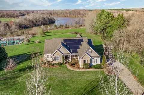 2400 Spencer Rd, Archdale, NC 27263