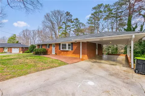 256 Ridge St, Lexington, NC 27295