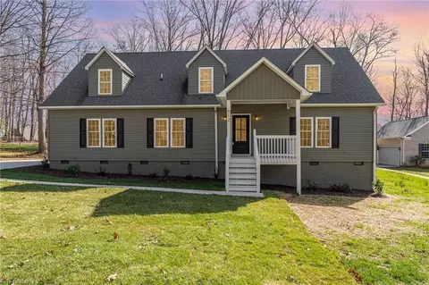 612 Sherman St, Greensboro, NC 27410