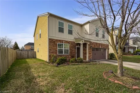 Exterior - 4605 Freestone St, High Point, NC 27265 photo 3 of 9