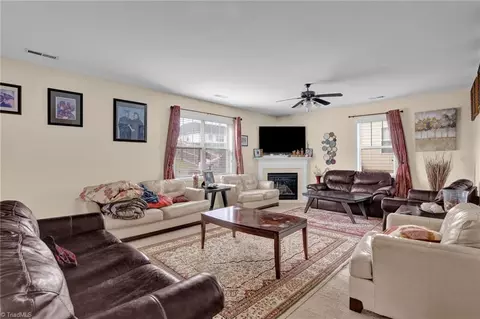 Living - 4605 Freestone St, High Point, NC 27265 photo 1 of 4