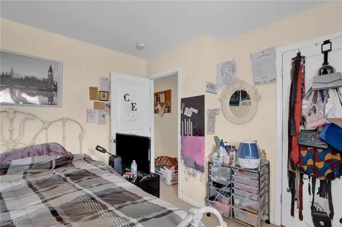 Bedroom - 4605 Freestone St, High Point, NC 27265 photo 6 of 10