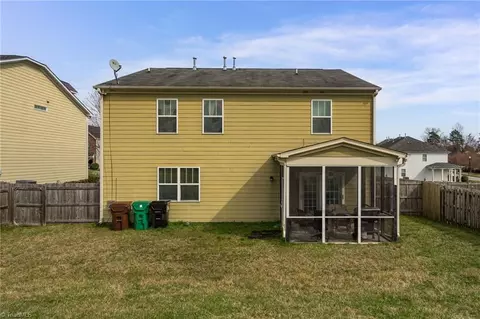 Exterior - 4605 Freestone St, High Point, NC 27265 photo 8 of 9