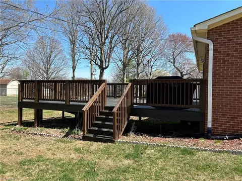 Exterior - 529 Spainhour Rd, King, NC 27021 photo 4 of 7