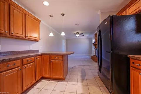 Kitchen - 109 Laurel Ln, King, NC 27021 photo 4 of 6
