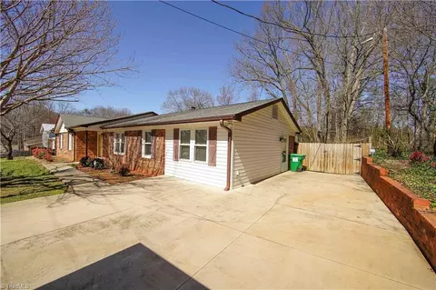 Exterior - 109 Laurel Ln, King, NC 27021 photo 4 of 13