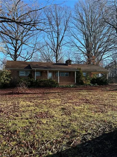 5853 Chrismon Rd, Browns Summit, NC 27214