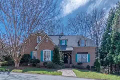 330 Coventry Park Ln, Winston Salem, NC 27104