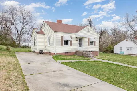 308 Terrell St W, Greensboro, NC 27406