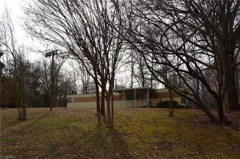 1727 River Rd, Stoneville, NC 27048