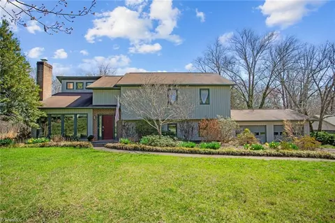 797 Horncastle Rd, Winston Salem, NC 27104