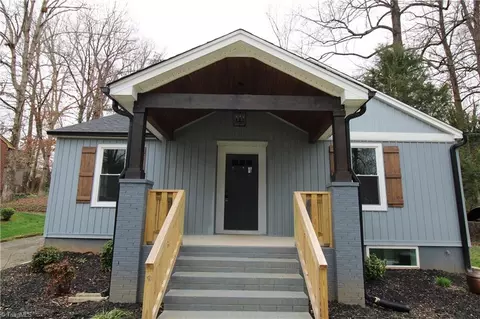 2346 Cherokee Ln, Winston Salem, NC 27103
