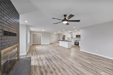 Living - 4065 Rollingwood Dr, Trinity, NC 27370 photo 4 of 4