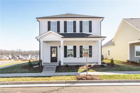 1409 Prospect Hill St, Kernersville, NC 27284