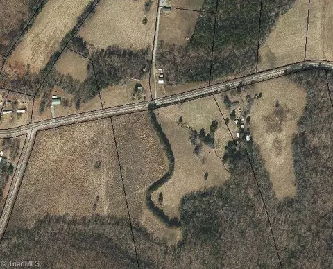 1854 Hannersville Rd, Lexington, NC 27292