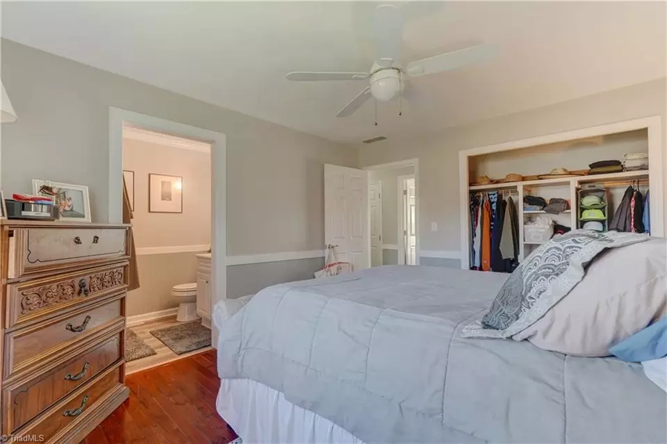 Bedroom - 707 Woodsway Ct, Reidsville, NC 27320 photo 2 of 4