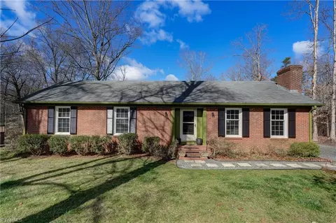 Exterior - 707 Woodsway Ct, Reidsville, NC 27320 photo 1 of 6