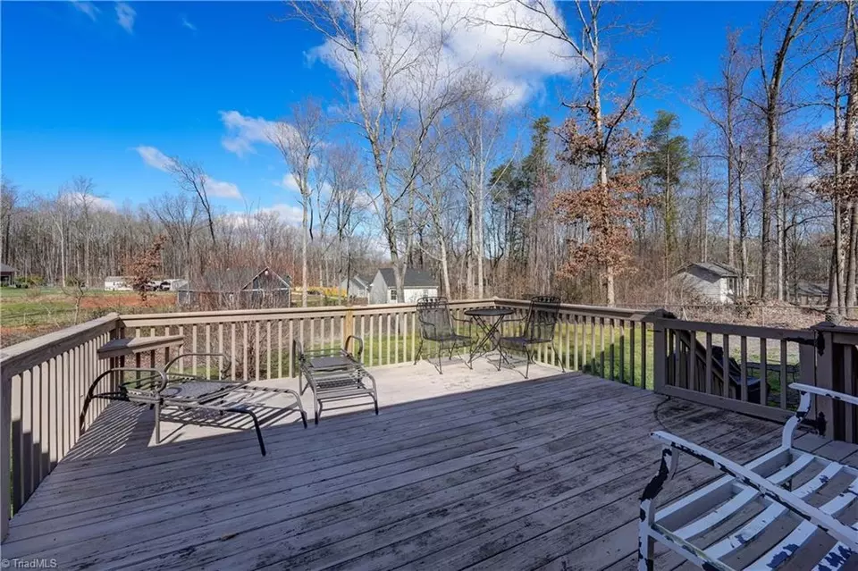 Exterior - 707 Woodsway Ct, Reidsville, NC 27320 photo 6 of 6