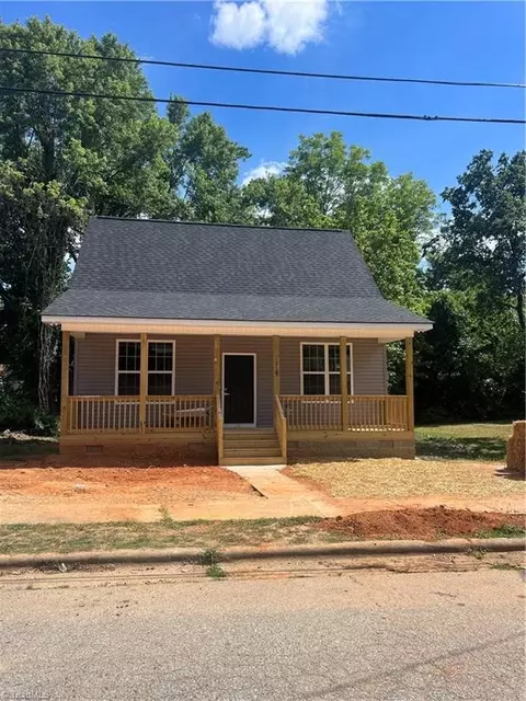 1212 Furlough Ave, High Point, NC 27260