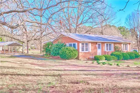 Exterior - 105 Maple St, Biscoe, NC 27209 photo 2 of 8