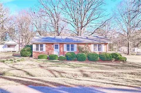 105 Maple St, Biscoe, NC 27209