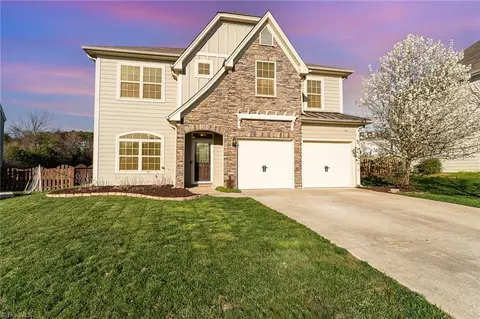 2359 Birch View Dr, High Point, NC 27265