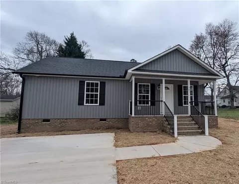 507 Davidson St, Thomasville, NC 27360