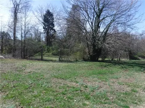 Exterior - 515 Biesecker Rd, Lexington, NC 27292 photo 12 of 13