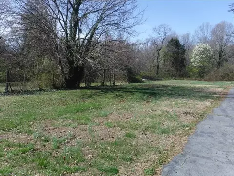 Exterior - 515 Biesecker Rd, Lexington, NC 27292 photo 11 of 13